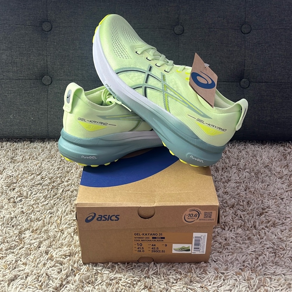 NEW Asics Kayano 31 Mens US Size 10 D Width.